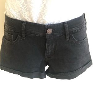 HOLLISTER size 3 short shorts low rise 3 black